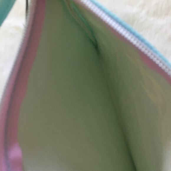 Makeup Forever Teal Makeup Bag - Picture 4 of 7